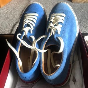 Size 8 hush puppies shoes